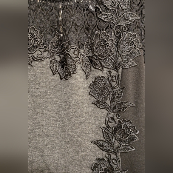 Black Lace Exposed Back Zipper Mini Sheath Dress - Small, EUC - Picture 2 of 8